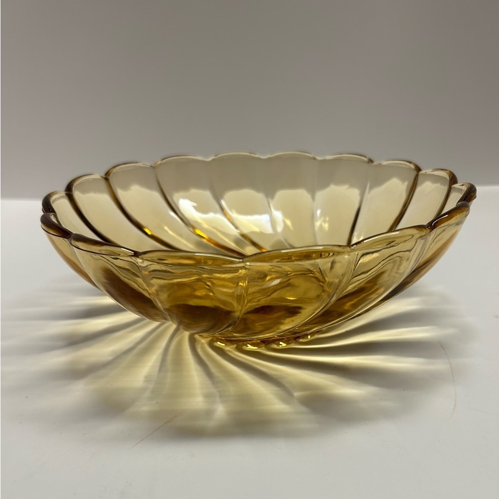 Vintage Hazel Atlas Marigold Amber Swirl Depression Glass Fruit/Dessert‎ Bowl,